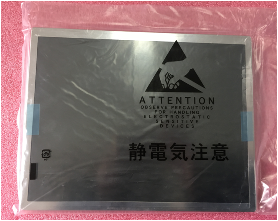 AT104XH11正面圖 AT104XH11正面圖